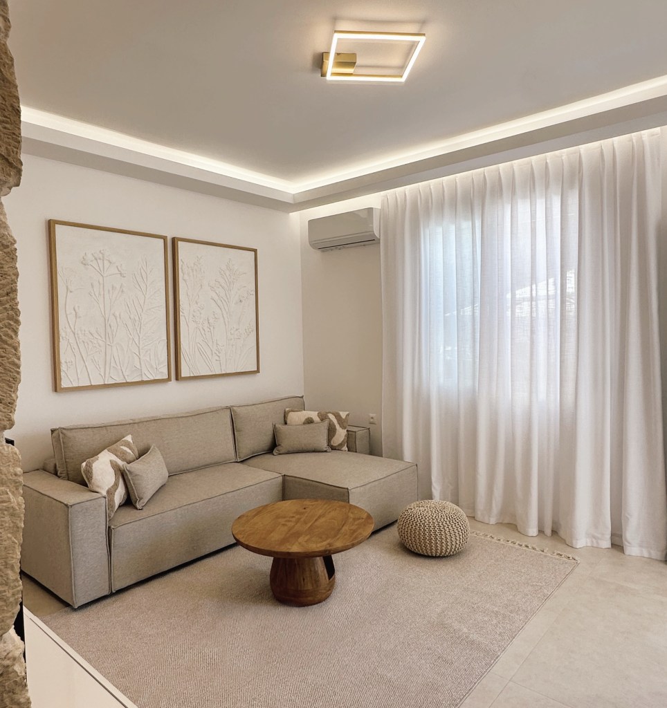 1852ae41-22be-444a-af5e-11d6fcc6f459-1